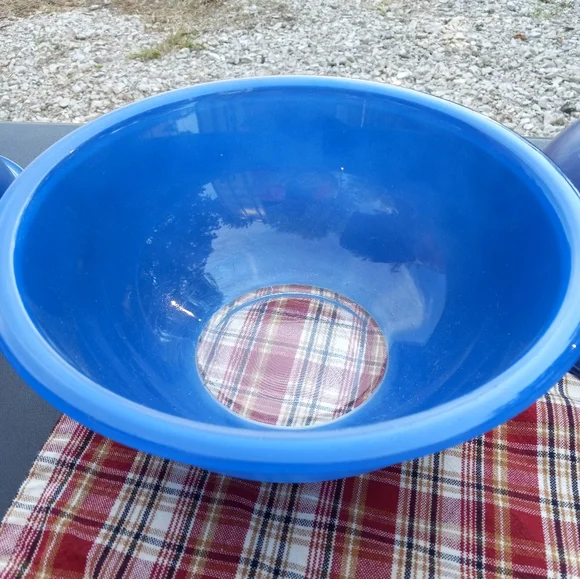 Pyrex - Picture 2 of 2